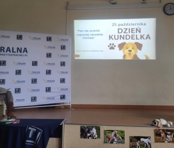  Dzień Kundelka &amp; Dzień Zwierzaka w Teatralnej